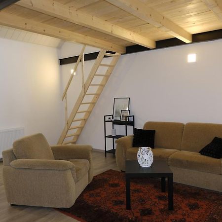 Kajari Apartmanhaz Balatonfőkajár Extérieur photo