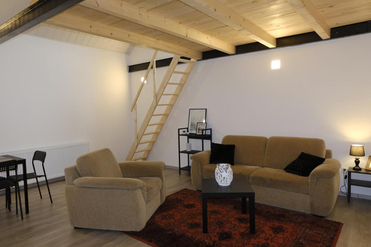 Kajari Apartmanhaz Balatonfőkajár Extérieur photo